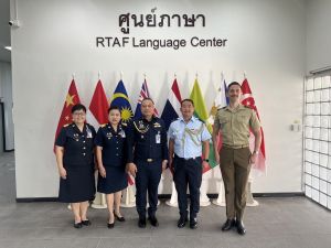 รอง เสธ.ยศ.ทอ. ให้การต้อนรับ รอง.ผชท.ทหารออสเตรเลียและนายทหารการศึกษาโครงการความร่วมมือกลาโหมออสเตรเลีย  ในโอกาสเดินทางมาบรรยายพิเศษ ในหัวข้อ “The Australian Defence Force and Defence Cooperation  Program Opportunities” 